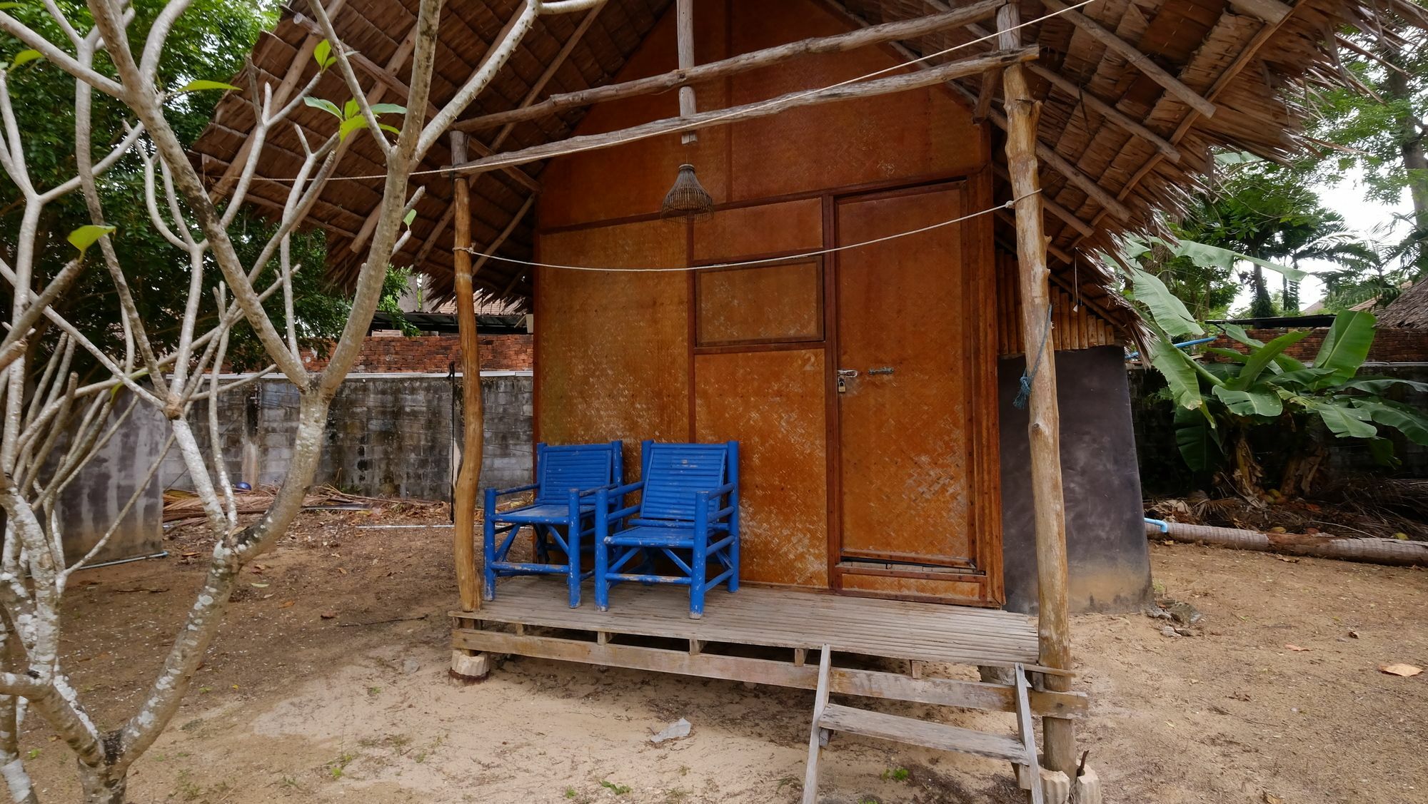 Ozone Beach Huts Koh Lanta Exterior photo
